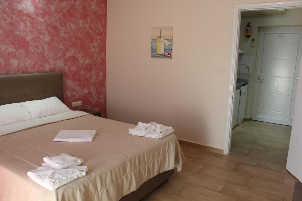 Villa Iatrou Potos Esterno foto
