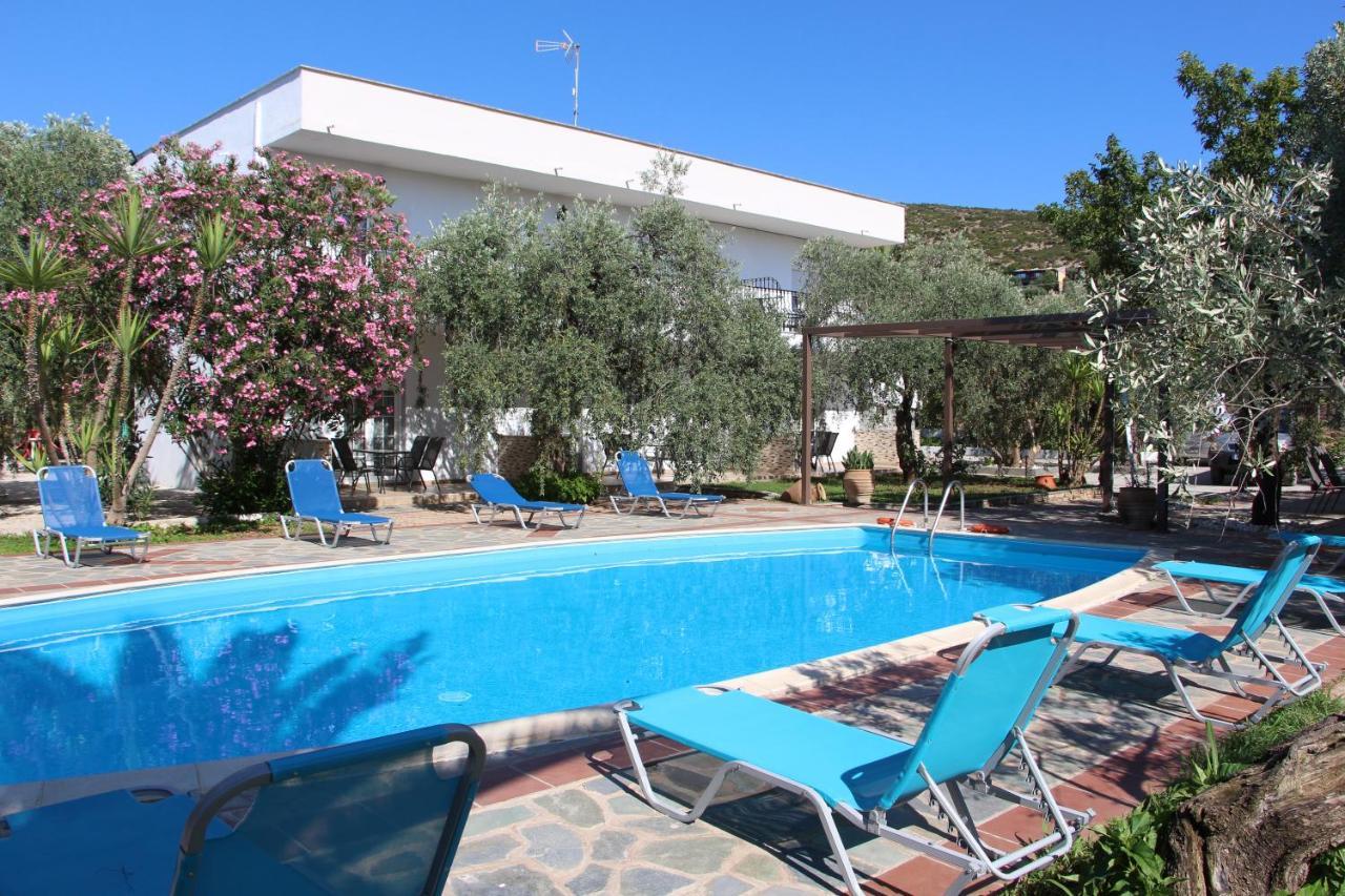 Villa Iatrou Potos Esterno foto
